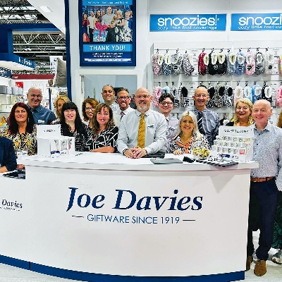Joe Davies to become 100 percent employee owned