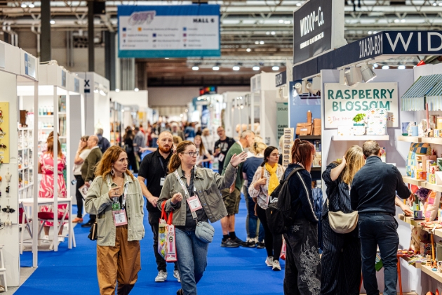 busy aisle at trade show